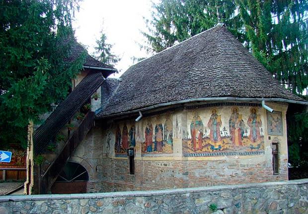 Iglesia Olari de Curtea de Arges